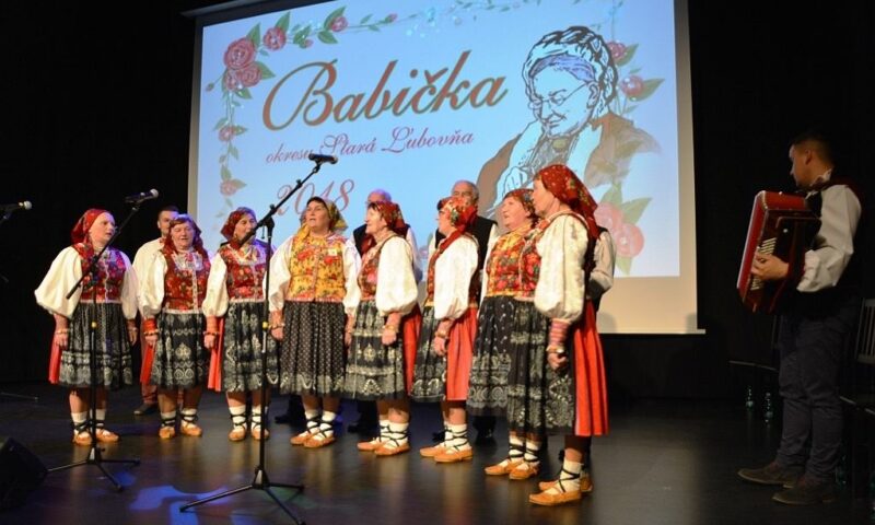 Babička okresu