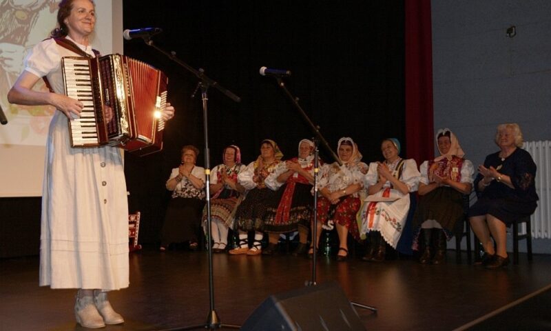 Babička okresu