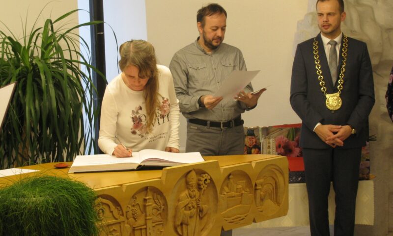 Dvadsiatasiedma Poetická ĽUBOVŇA