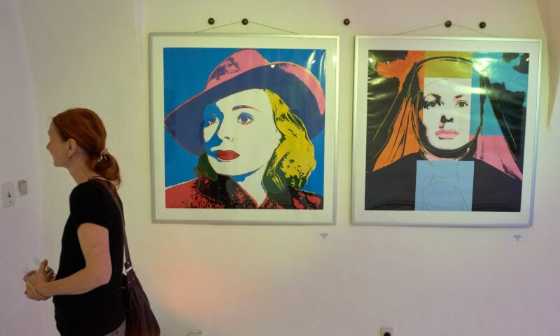 WARHOL TOUR