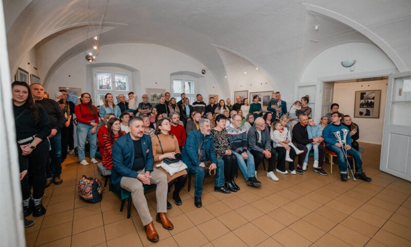výstavy KORENE A HORIZONTY a VYŠPERKOVANÁ CESTA SLOVENSKOM